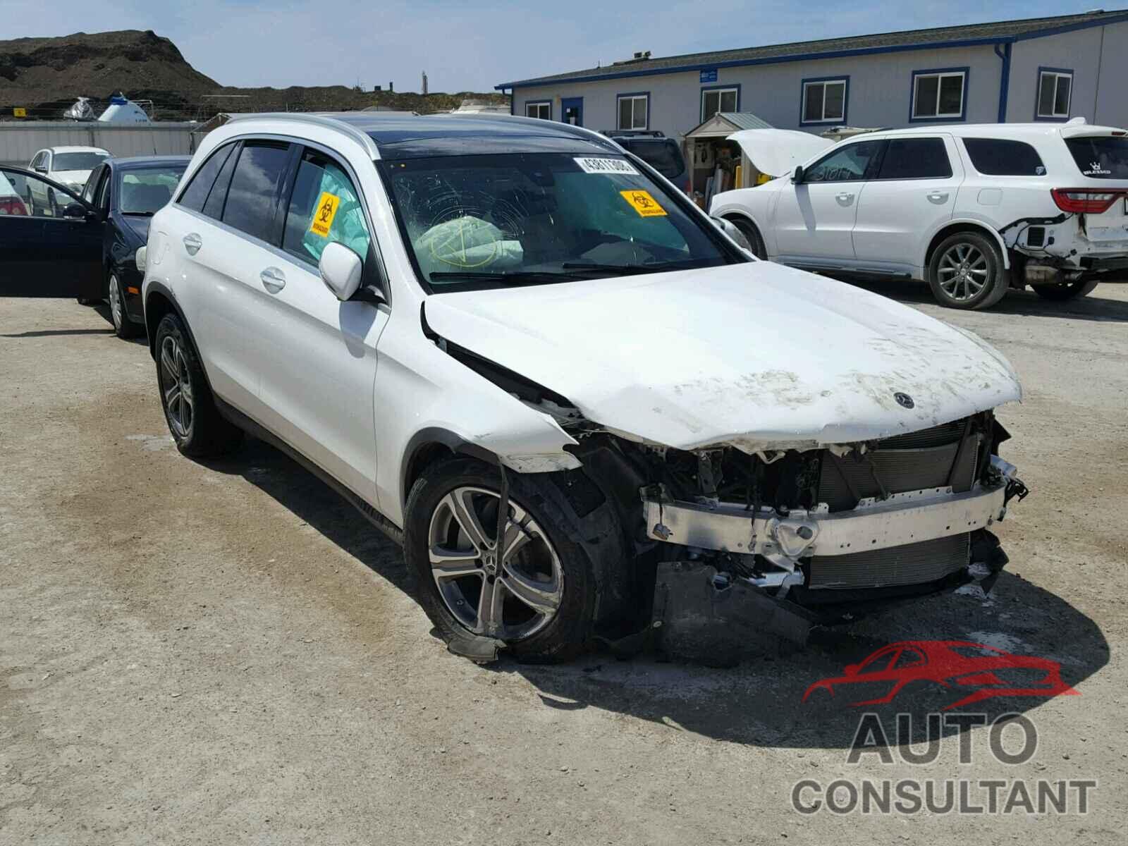 MERCEDES-BENZ GLC 300 4MATIC 2017 - WDC0G4KB8HV008972