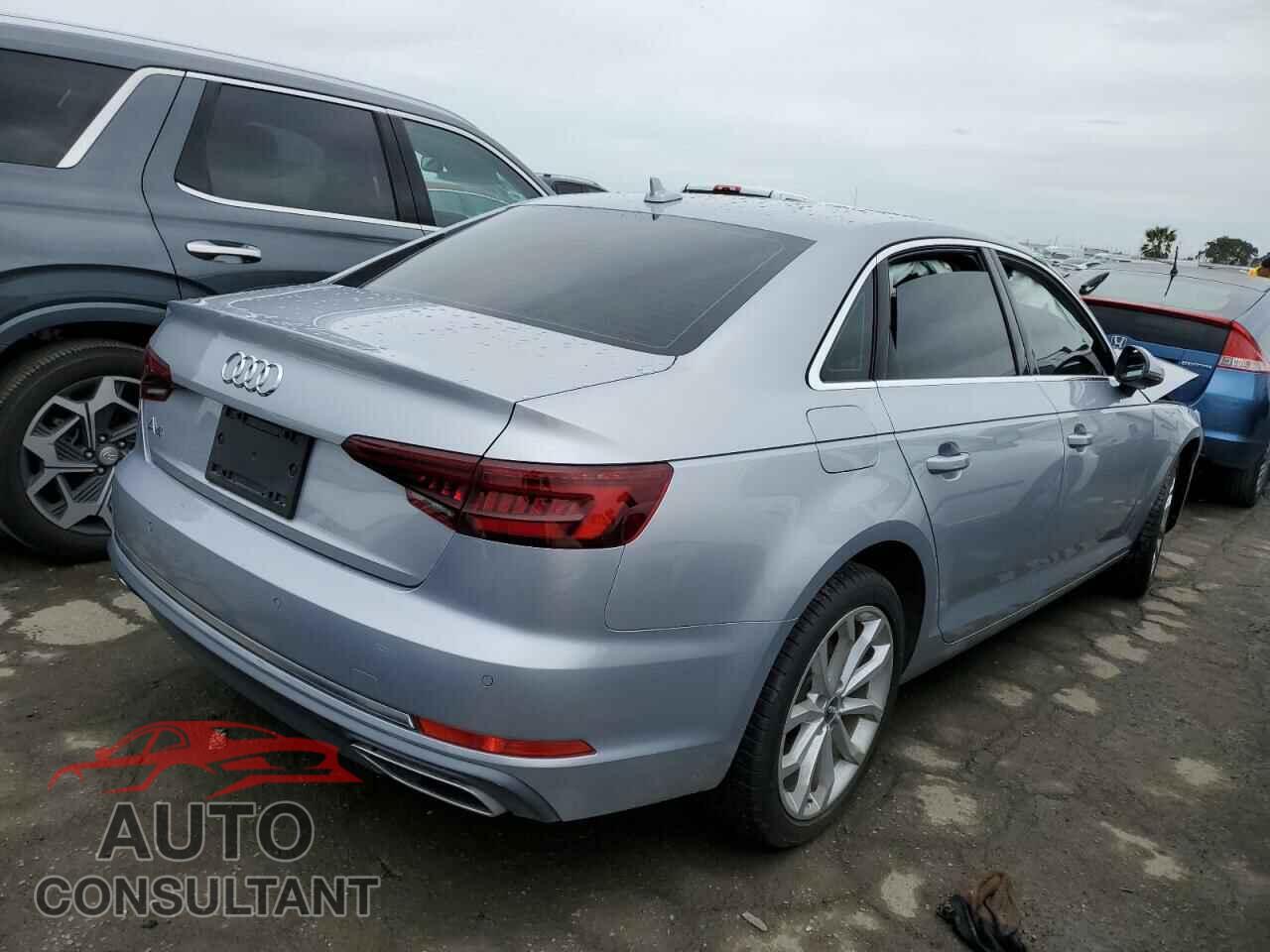 AUDI A4 2019 - WAUHMAF49KN012755