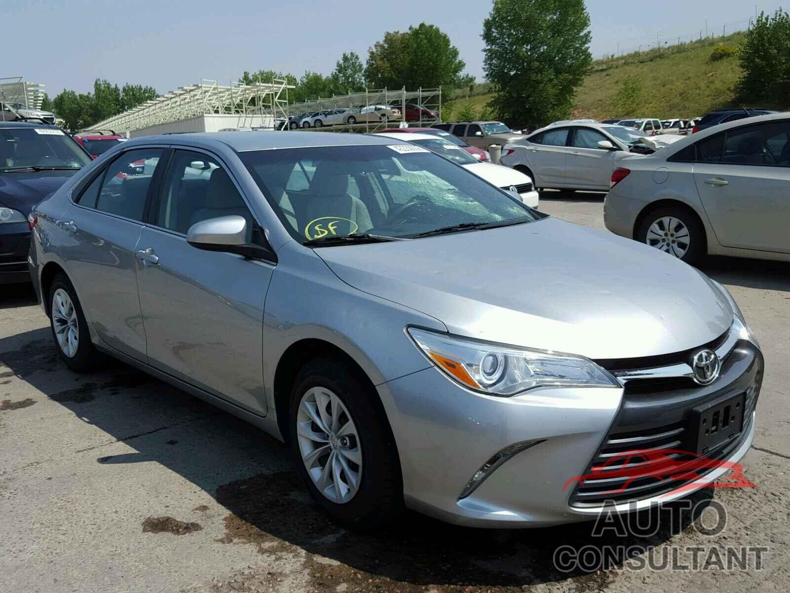 TOYOTA CAMRY 2015 - 4T4BF1FK3FR481404