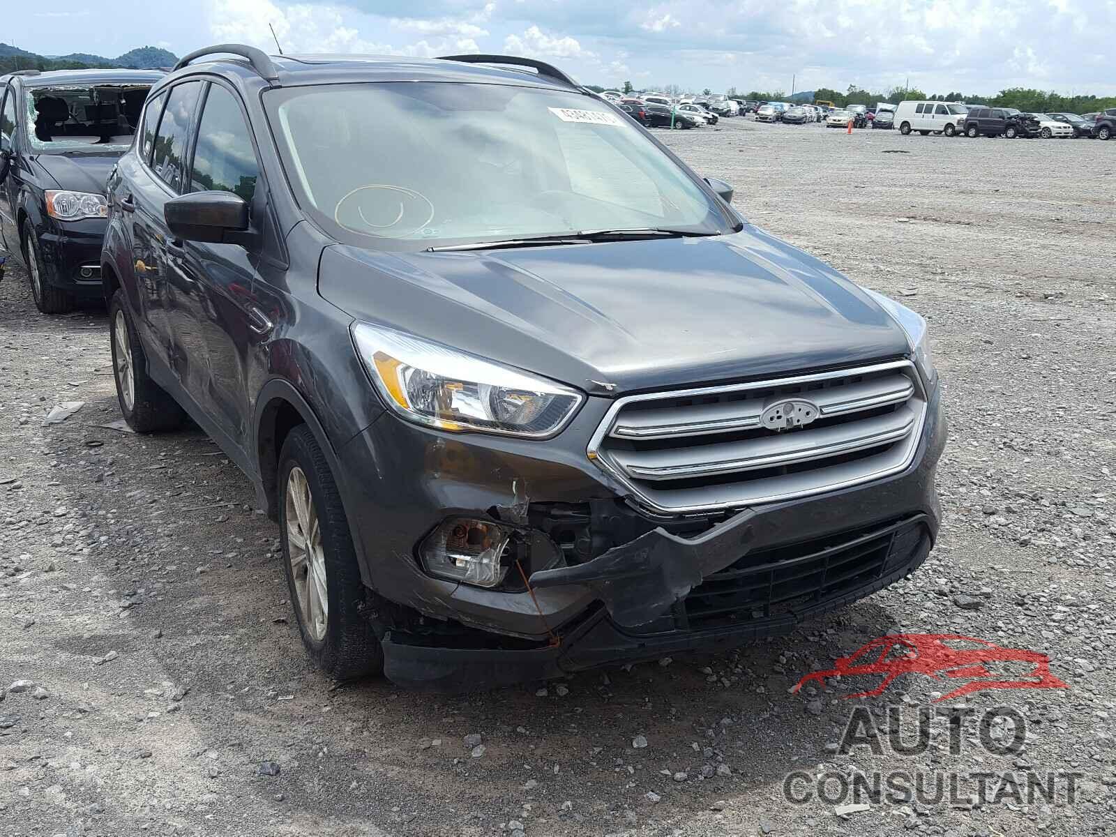 FORD ESCAPE 2018 - 1FMCU0GD5JUB76042