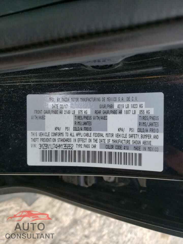 MAZDA 3 2017 - 3MZBN1U74HM135852