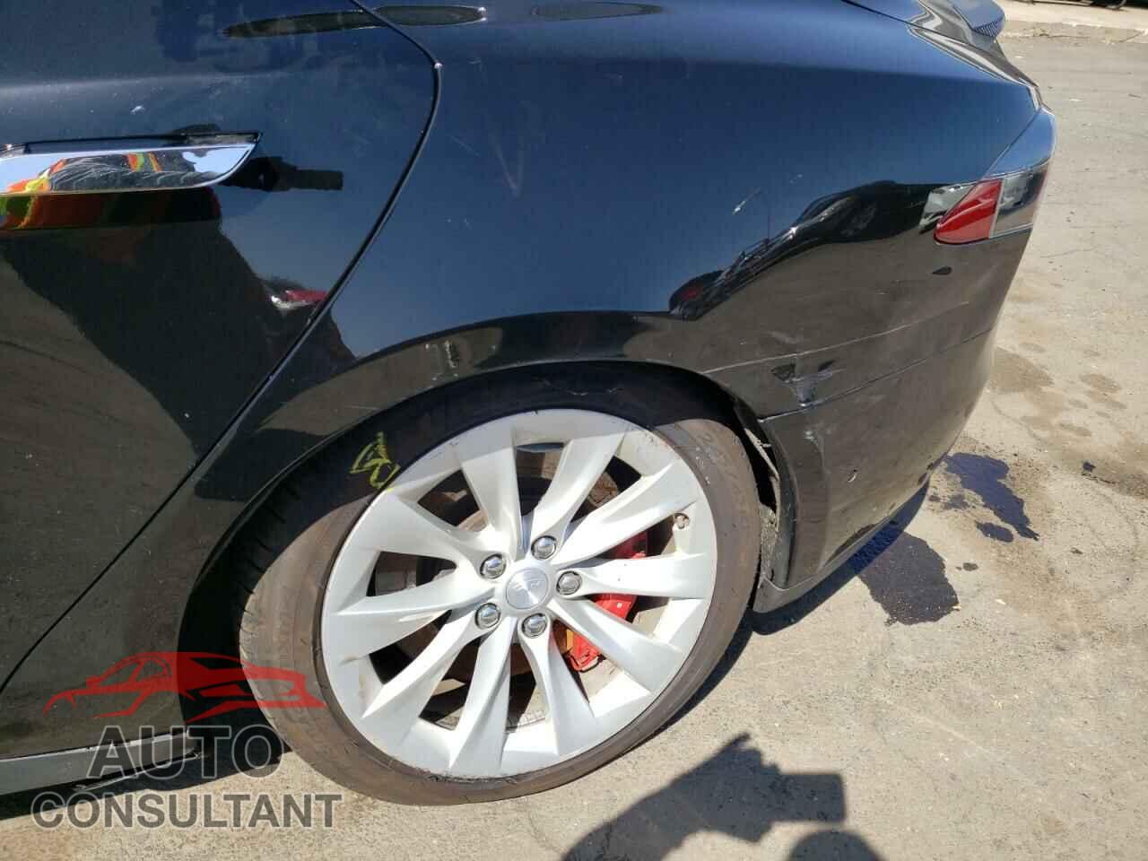 TESLA MODEL S 2016 - 5YJSA1E47GF136497