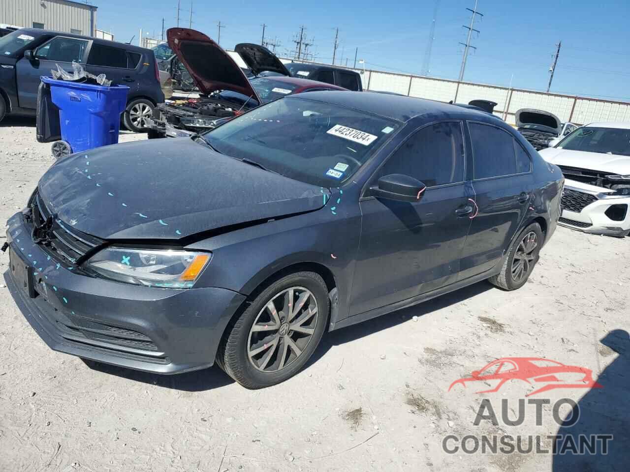 VOLKSWAGEN JETTA 2016 - 3VWD67AJ9GM317800