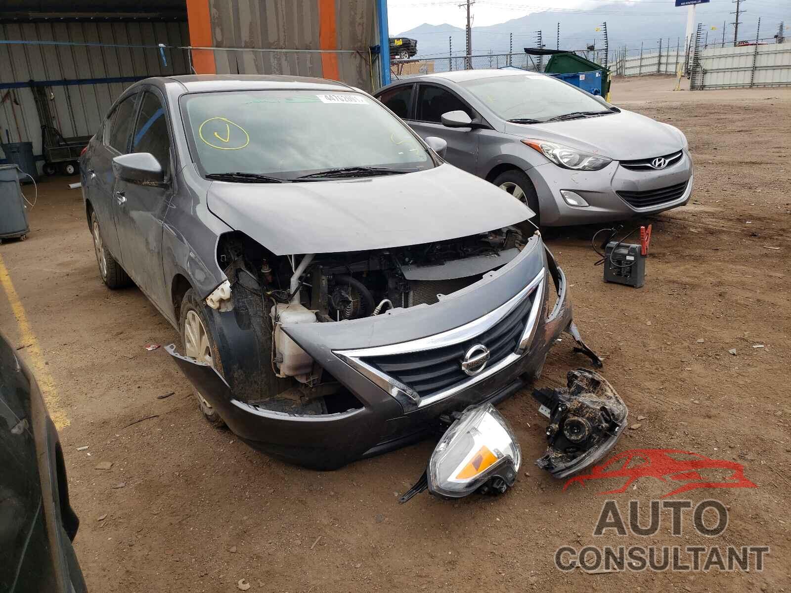 NISSAN VERSA 2019 - 3N1CN7AP1KL852126