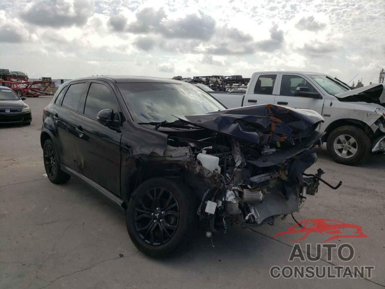 MITSUBISHI OUTLANDER 2018 - JA4AP3AU9JZ024629