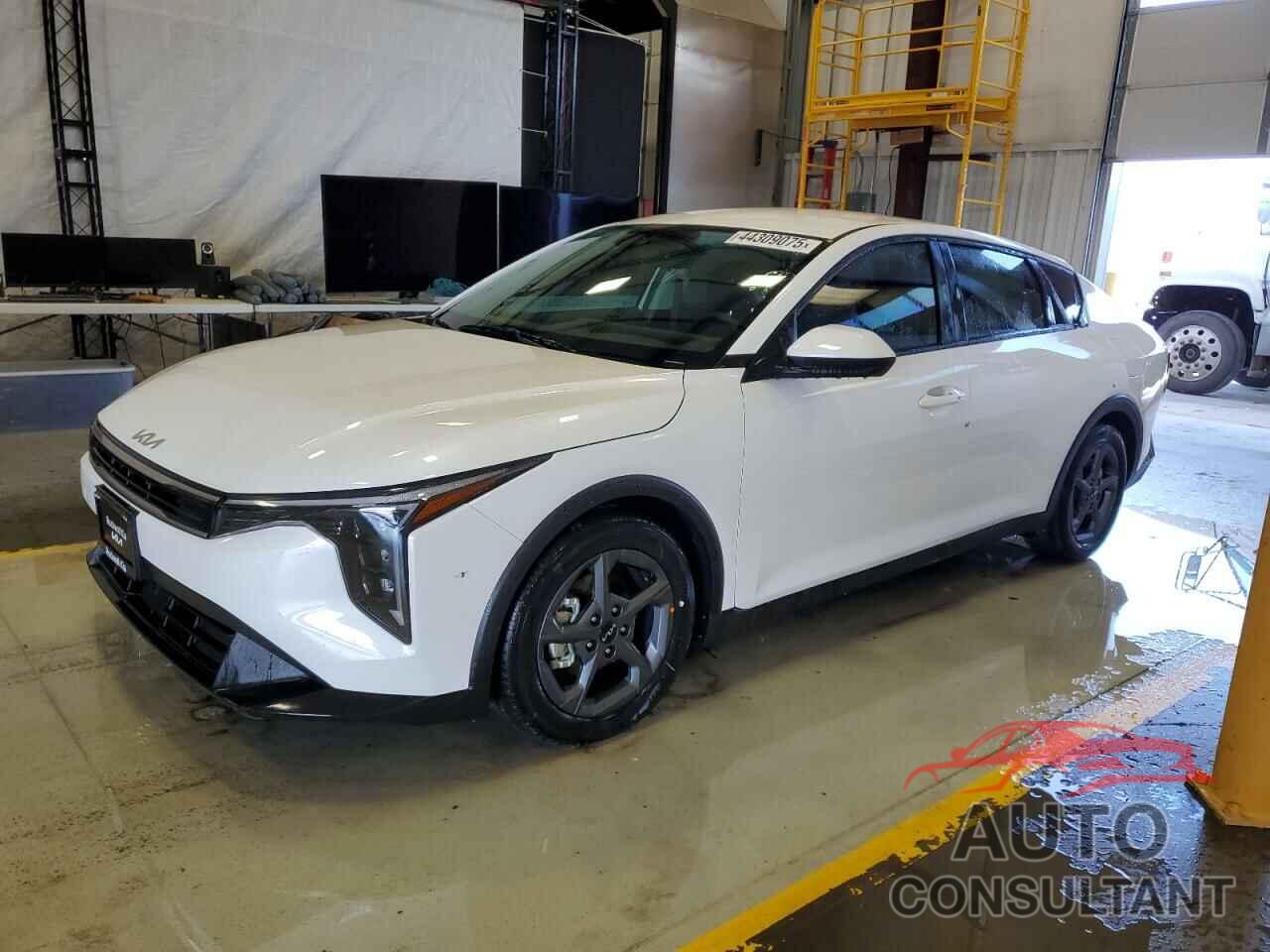 KIA K4 LX 2025 - 3KPFT4DE4SE019661
