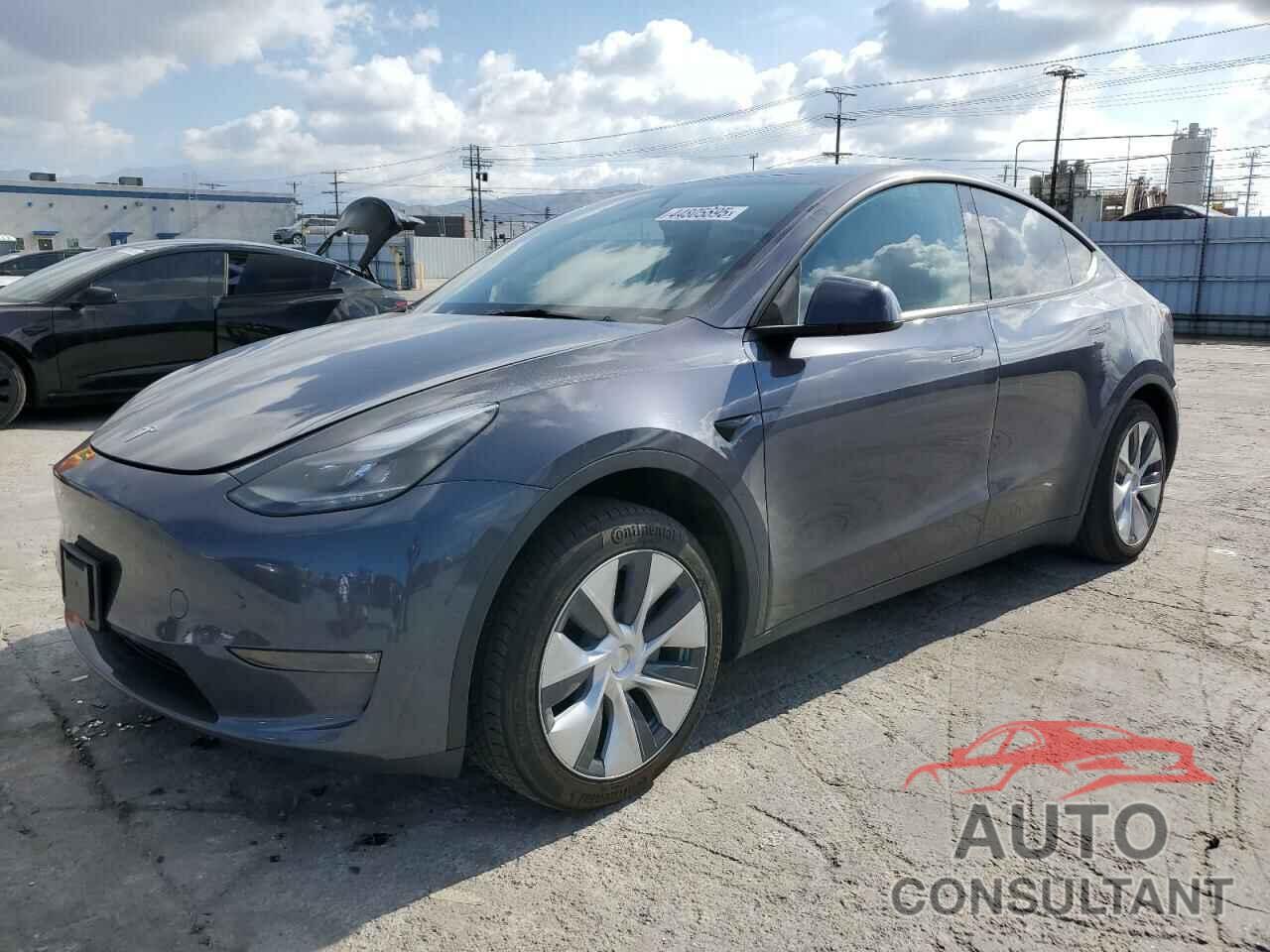 TESLA MODEL Y 2023 - 7SAYGDEE6PF869050