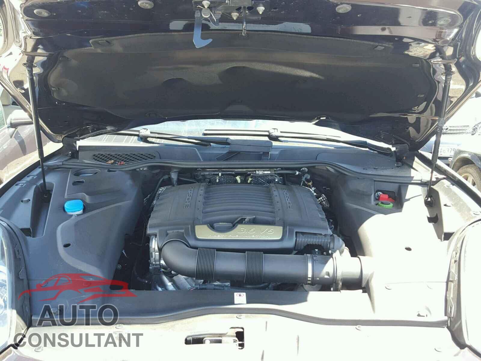 PORSCHE CAYENNE 2016 - WP1AA2A29GLA05198