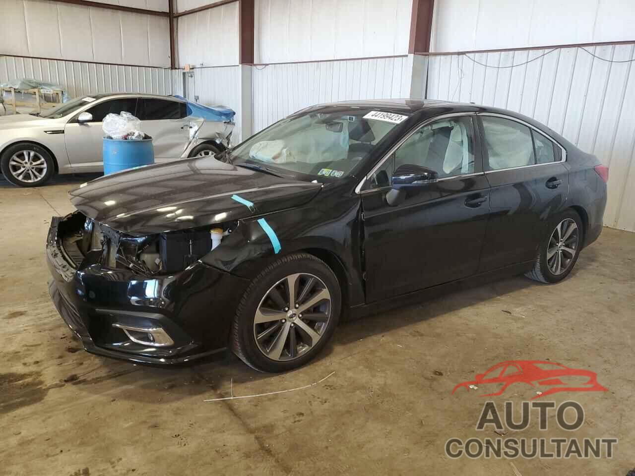 SUBARU LEGACY 2019 - 4S3BNAN61K3013953