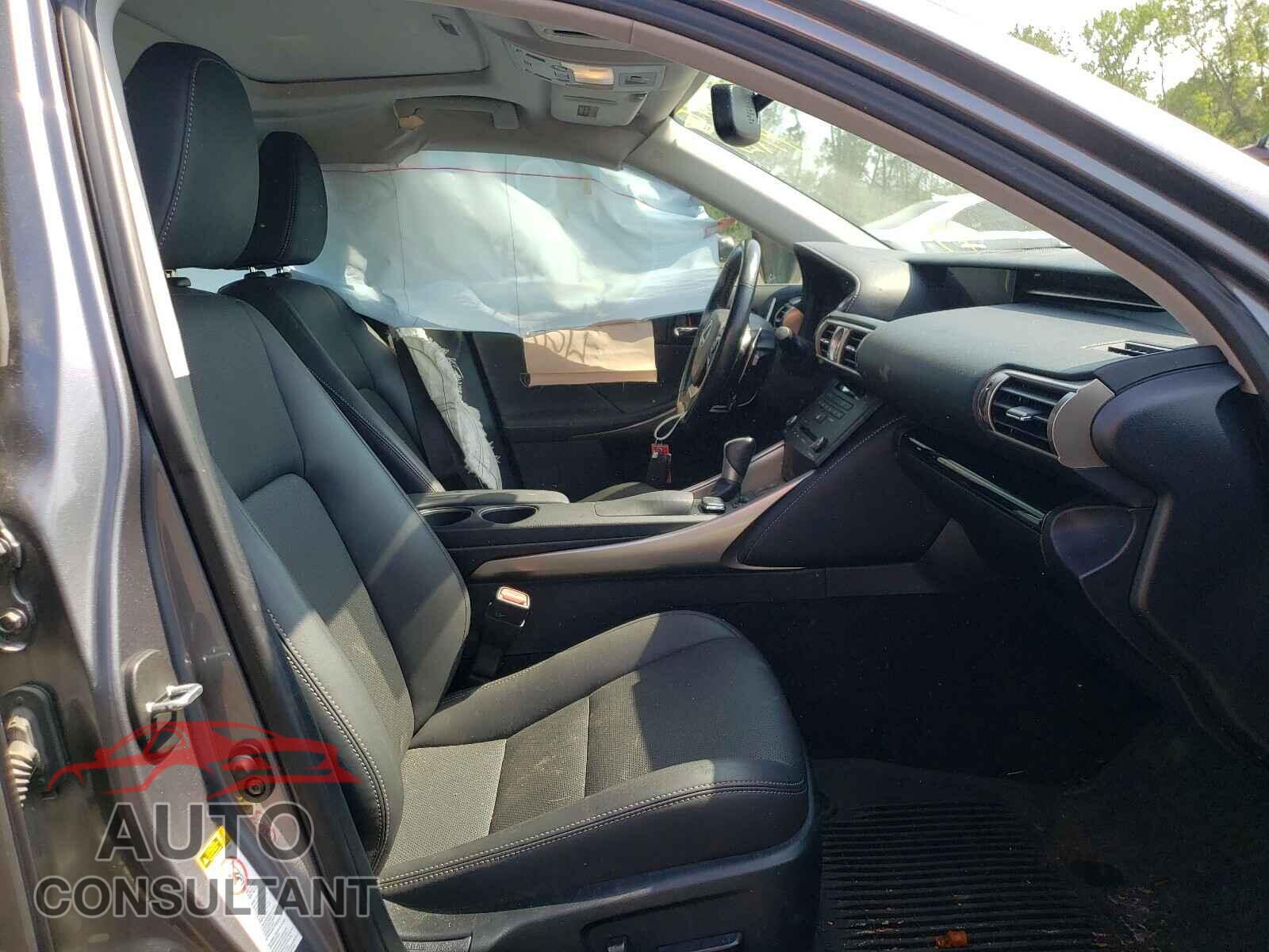 LEXUS IS 2016 - JTHCM1D2XG5008301