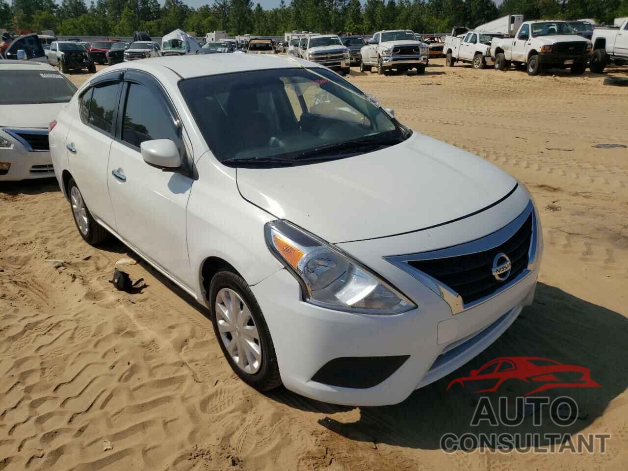 NISSAN VERSA 2017 - 3N1CN7APXHL833129