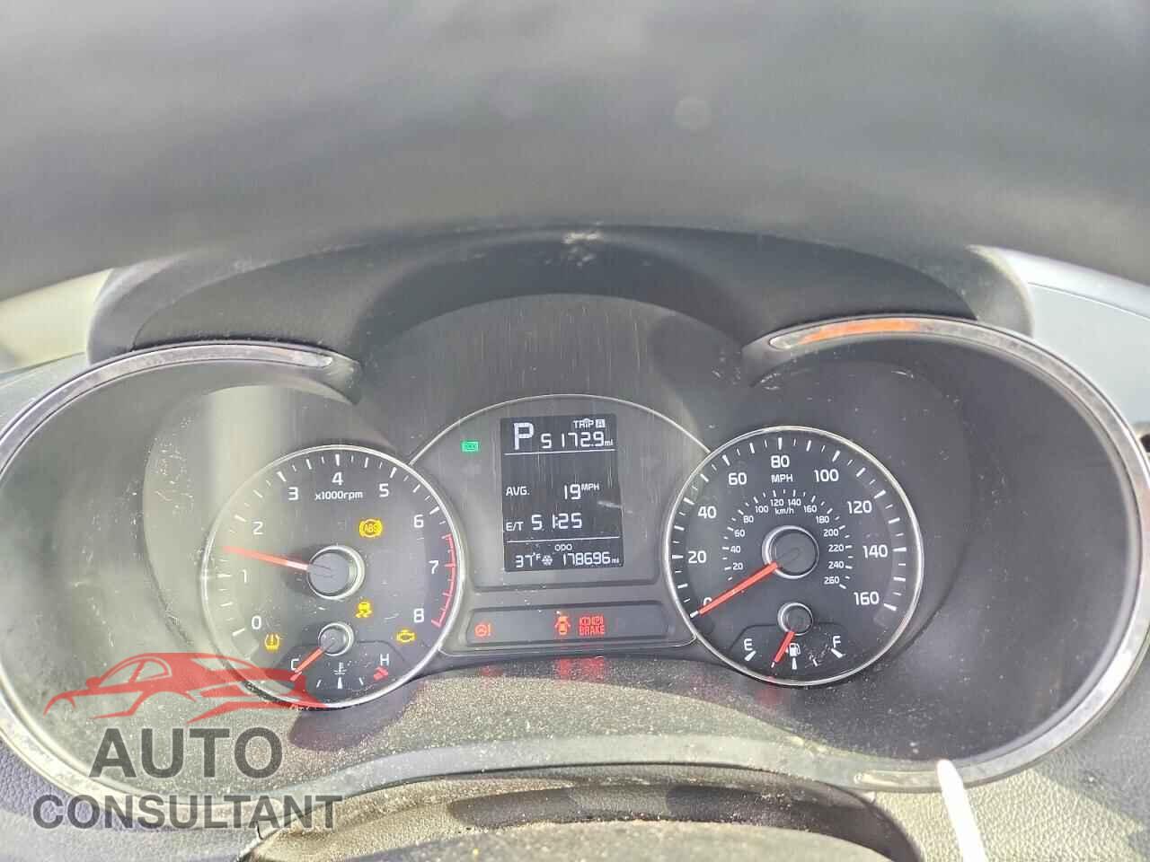 KIA FORTE 2017 - 3KPFK4A74HE078193