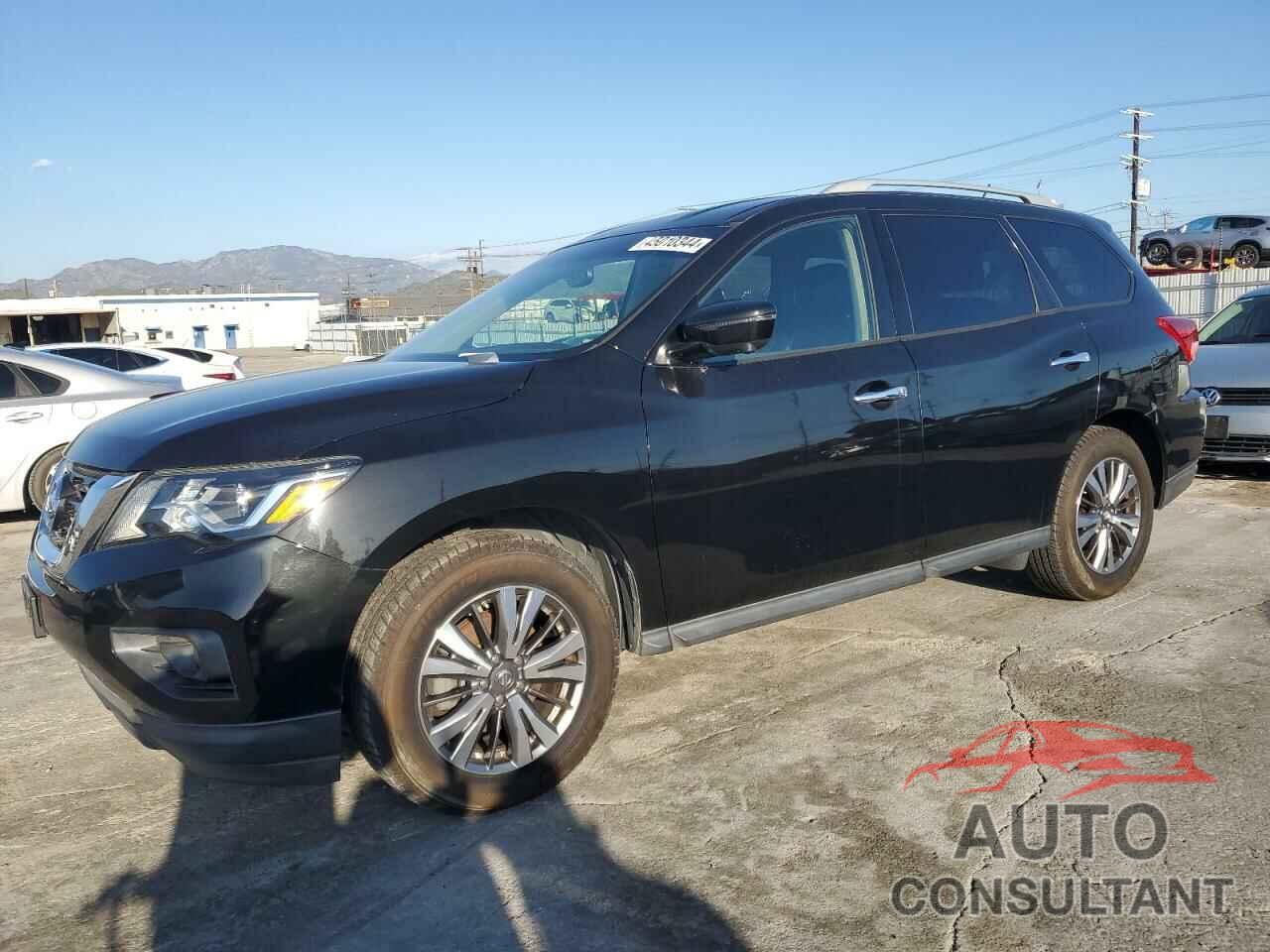 NISSAN PATHFINDER 2018 - 5N1DR2MN2JC633331