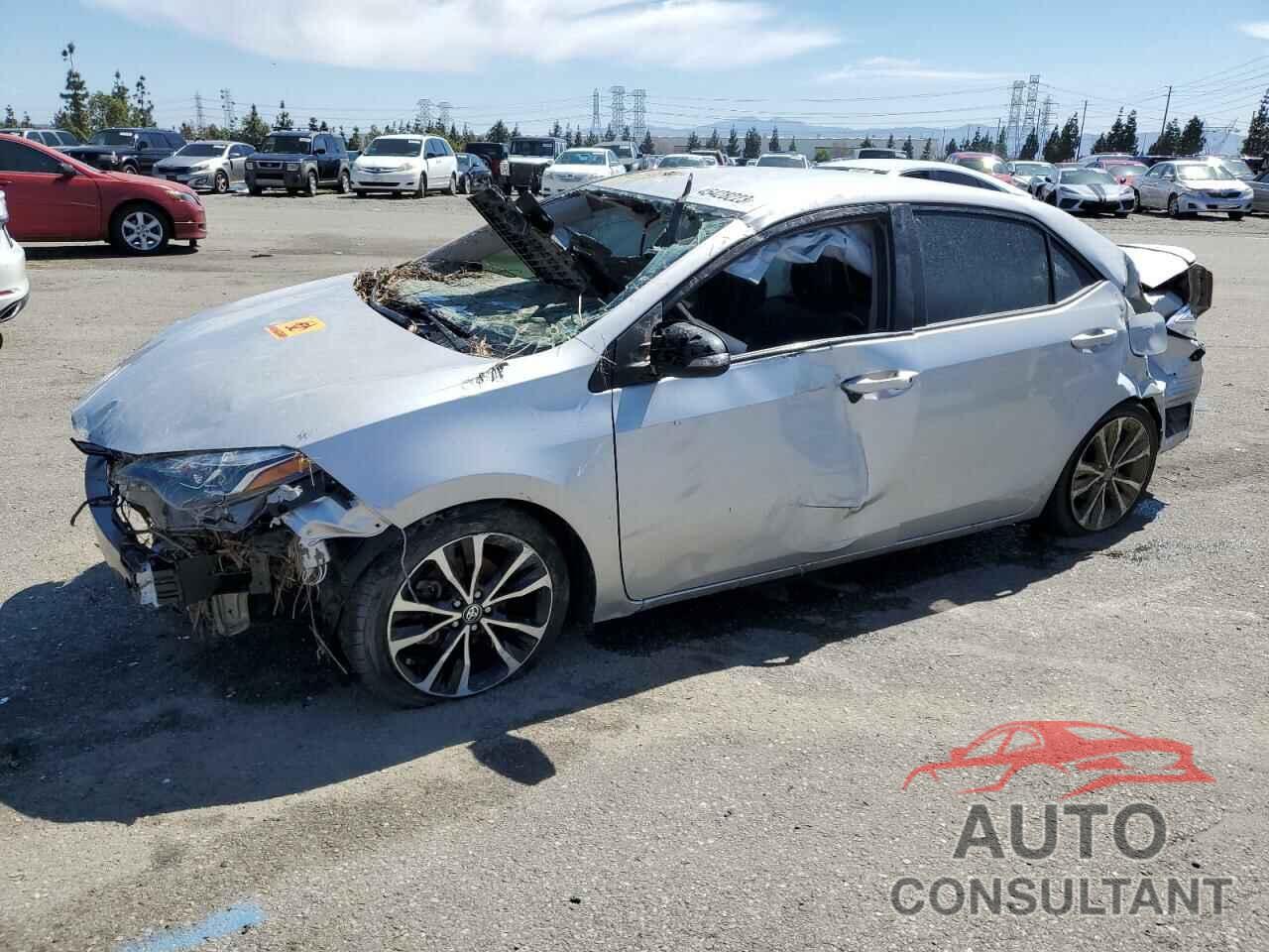 TOYOTA COROLLA 2018 - 5YFBURHE2JP789938