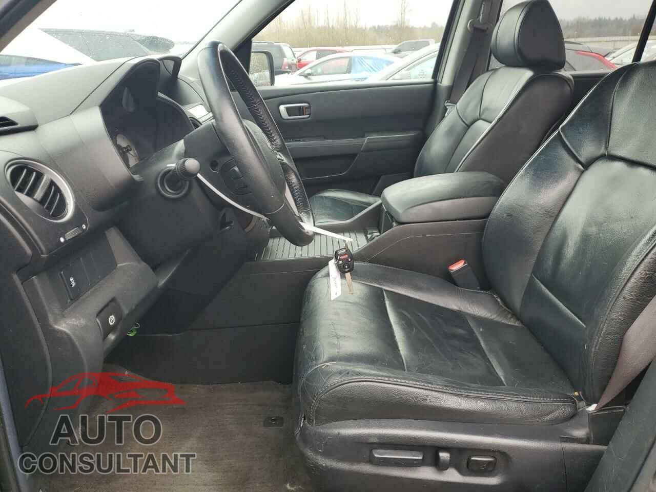HONDA PILOT 2013 - 5FNYF4H62DB050858