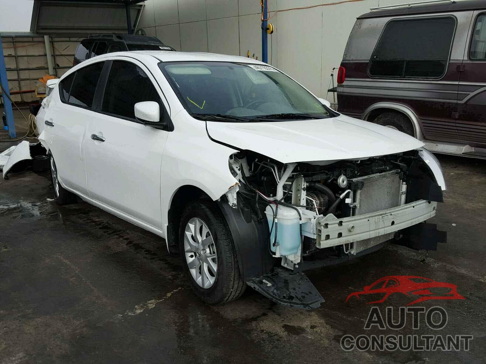 NISSAN VERSA 2017 - 3N1CN7AP1HL904380