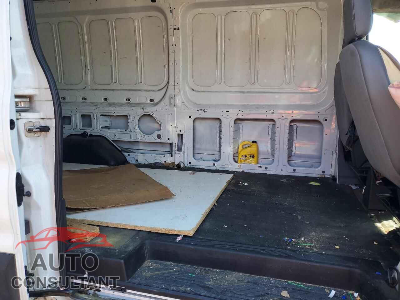 FORD TRANSIT 2019 - 1FTYR2CM8KKB82010