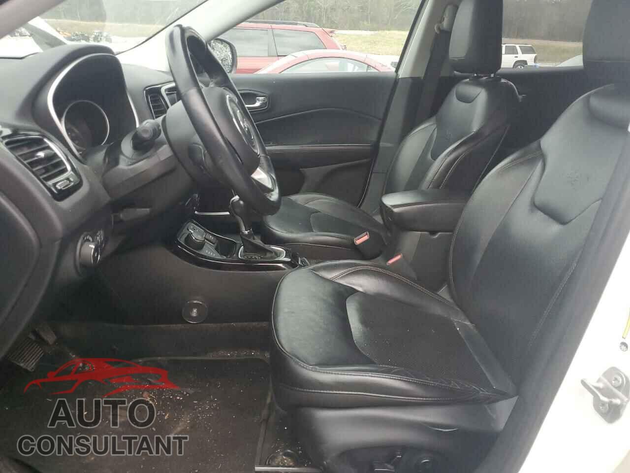 JEEP COMPASS 2018 - 3C4NJDCB8JT175396