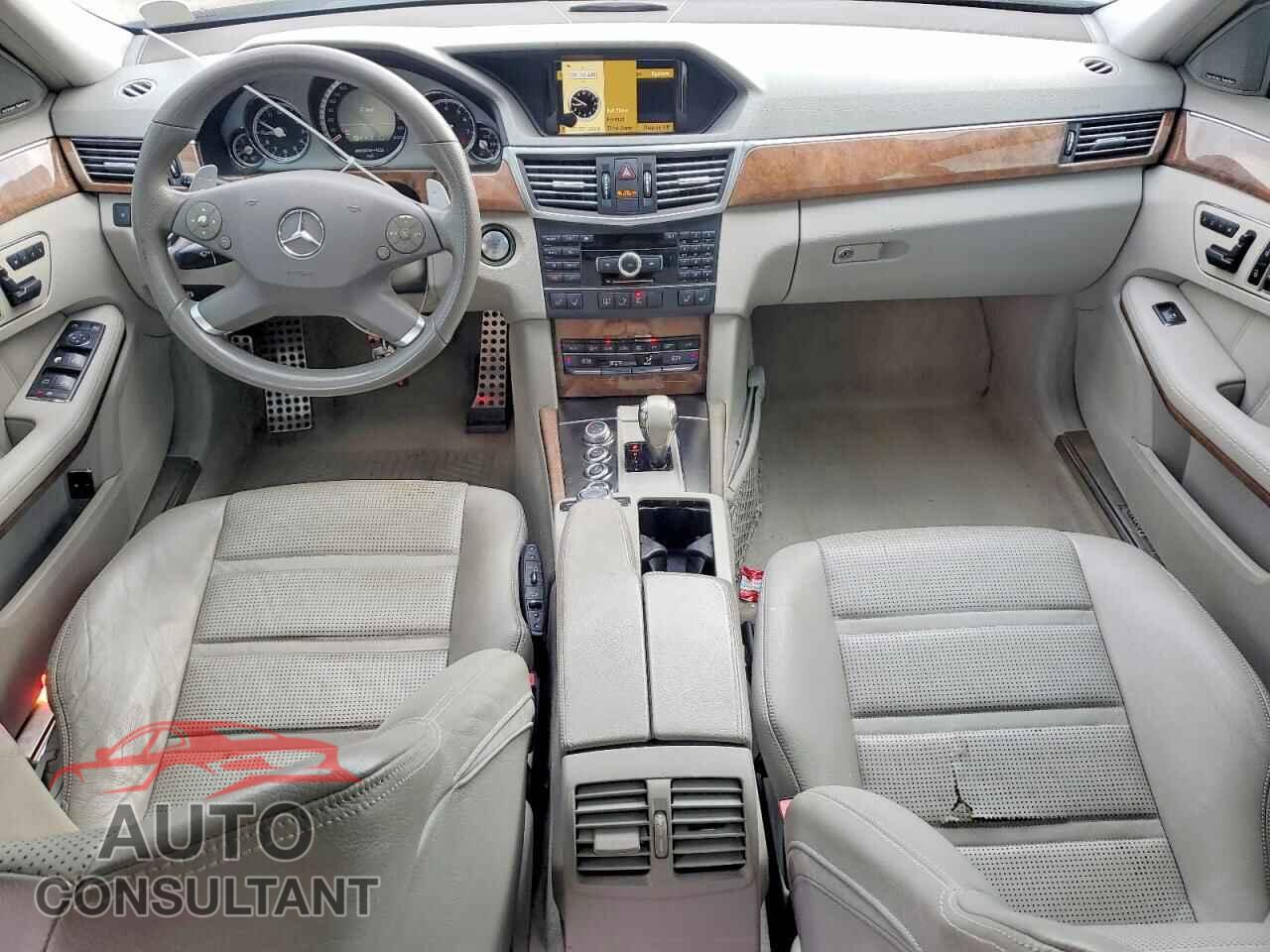 MERCEDES-BENZ E-CLASS 2010 - WDDHF7HB5AA134424