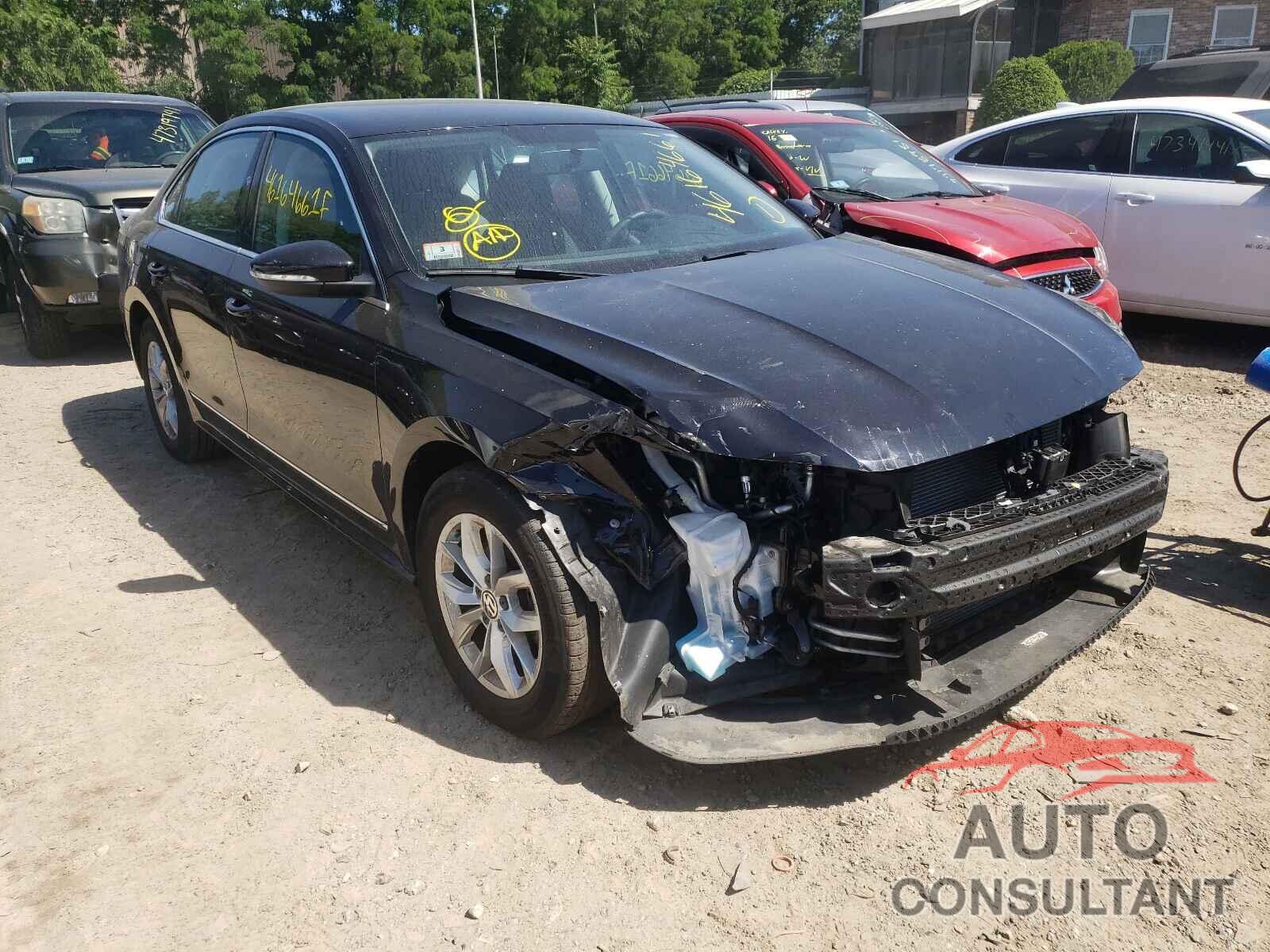 VOLKSWAGEN PASSAT 2017 - 1VWAT7A31HC029995
