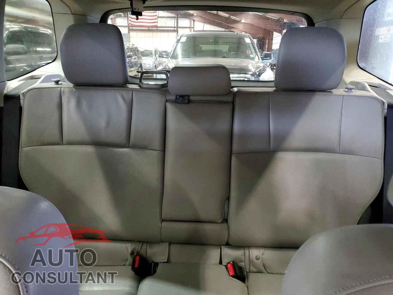 SUBARU FORESTER 2015 - JF2SJAHC5FH424943