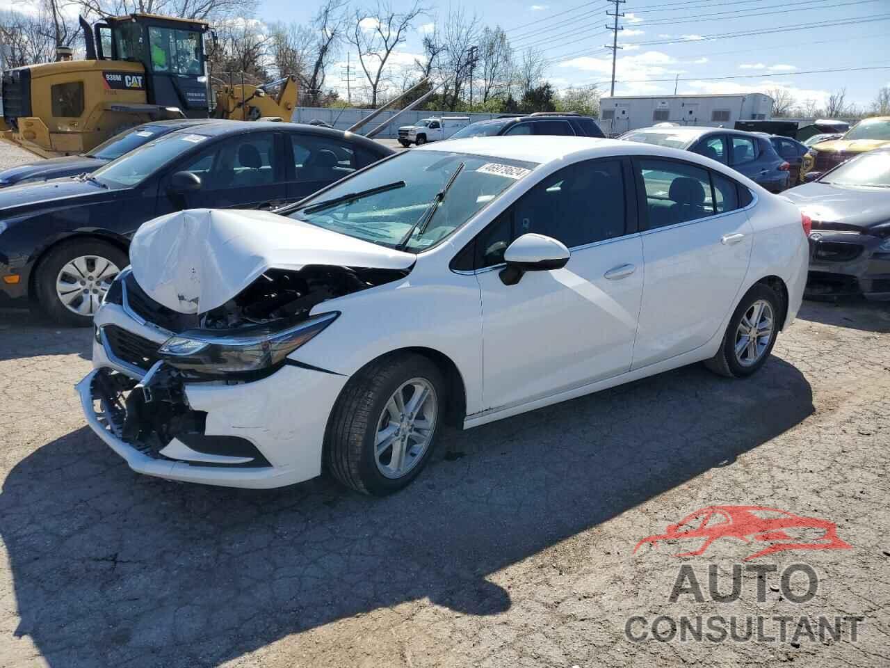 CHEVROLET CRUZE 2018 - 1G1BE5SM2J7244662