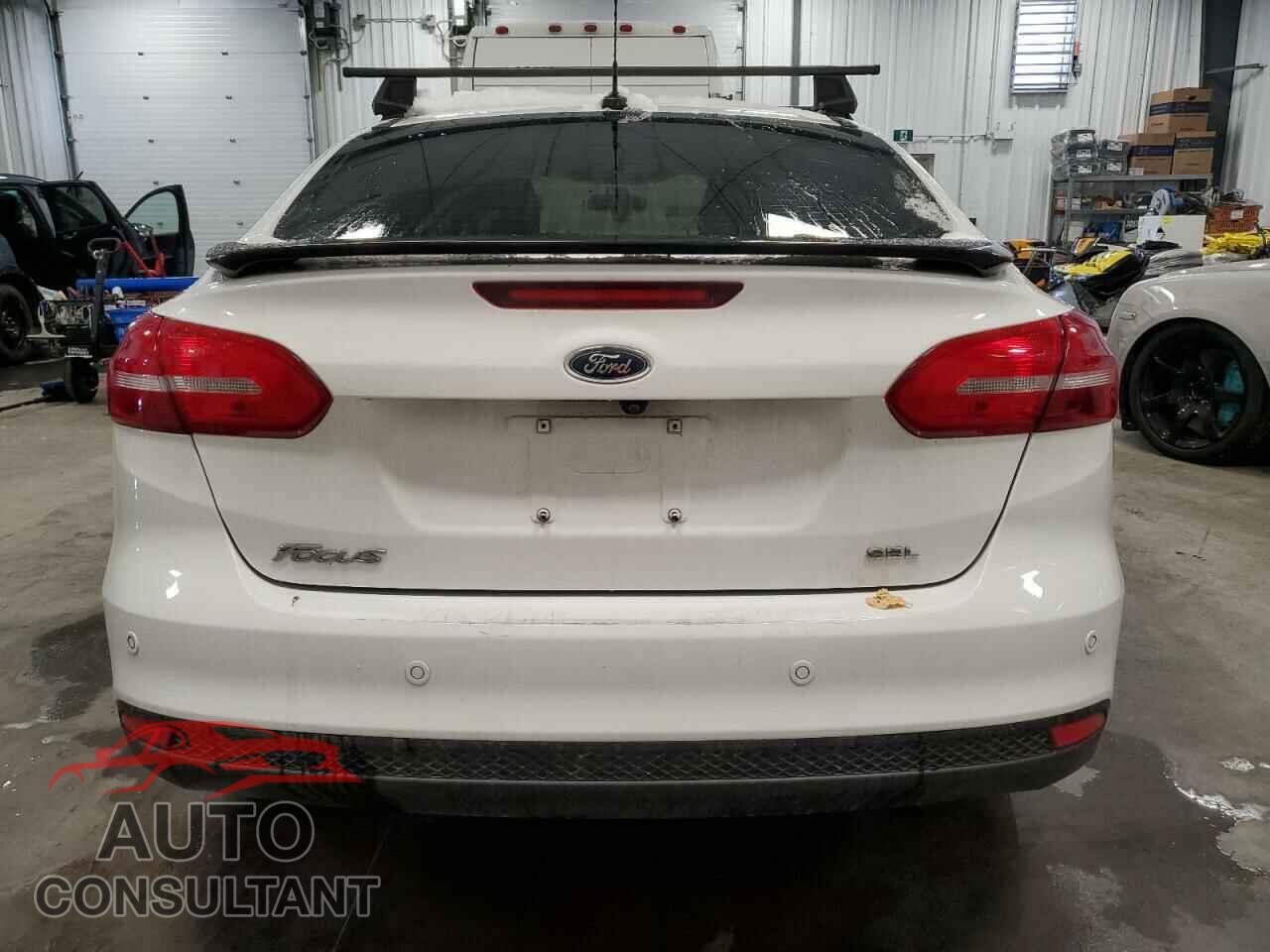 FORD FOCUS 2017 - 1FADP3H21HL265837