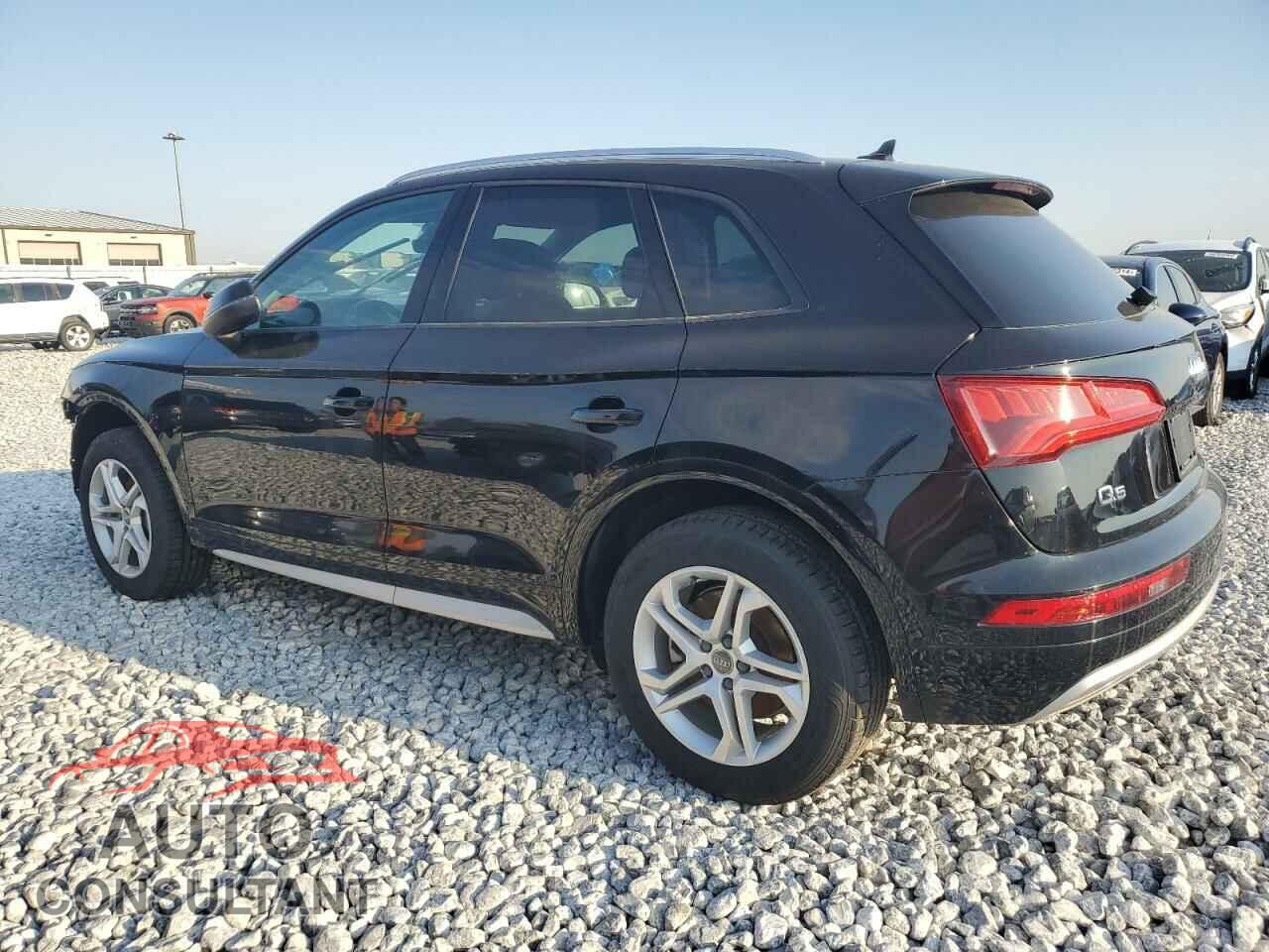 AUDI Q5 2018 - WA1ANAFY6J2006894