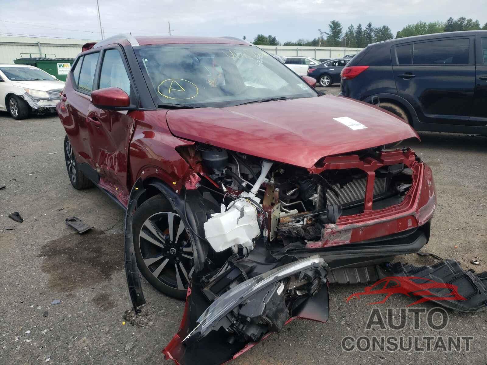 NISSAN KICKS 2018 - 3N1CP5CU8JL540983