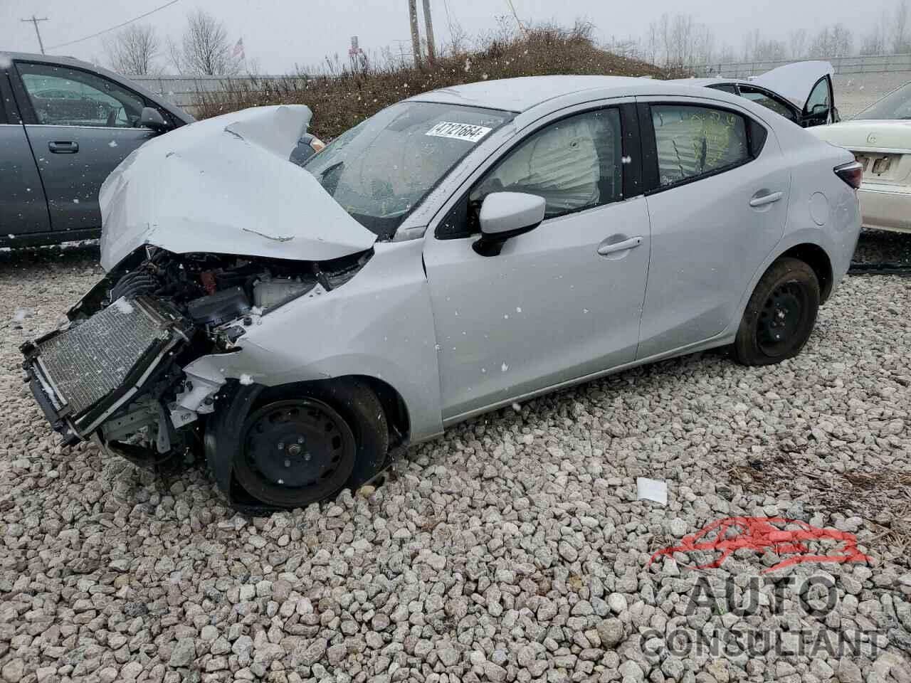 TOYOTA YARIS 2019 - 3MYDLBYV2KY508579