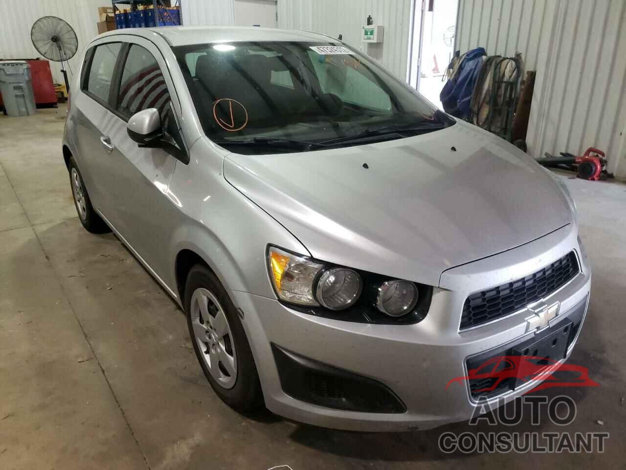 CHEVROLET SONIC 2016 - 1G1JA6SH0G4117824