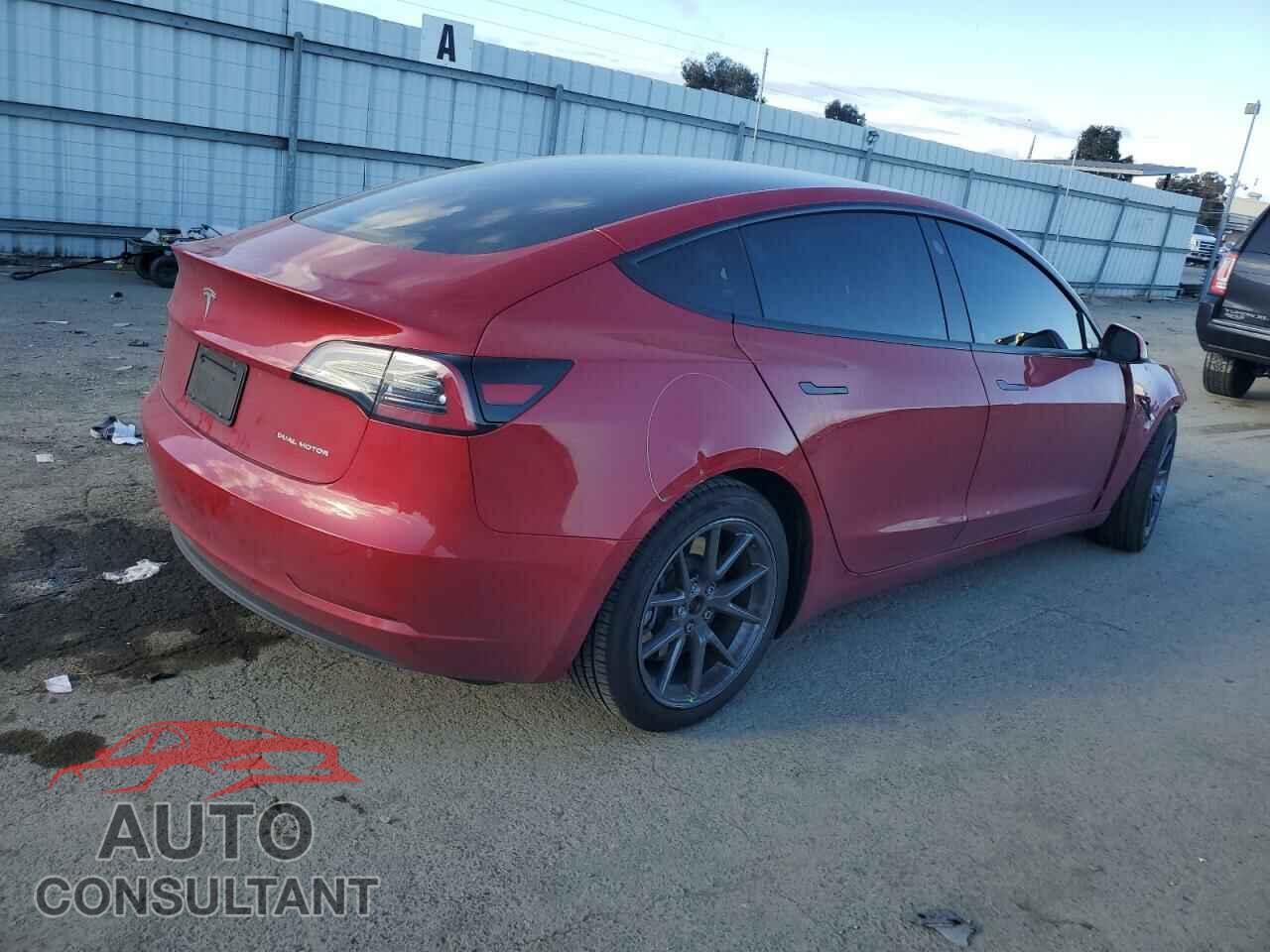 TESLA MODEL 3 2021 - 5YJ3E1EB1MF071679