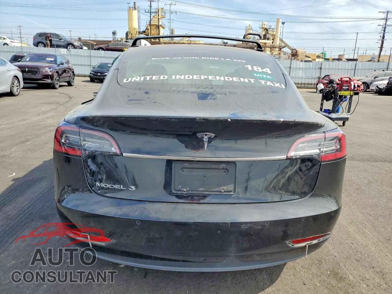 TESLA MODEL 3 2020 - 5YJ3E1EA2LF606475