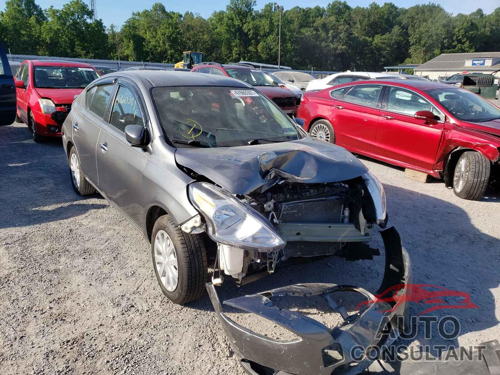 NISSAN VERSA 2017 - 3N1CN7AP4HL827522