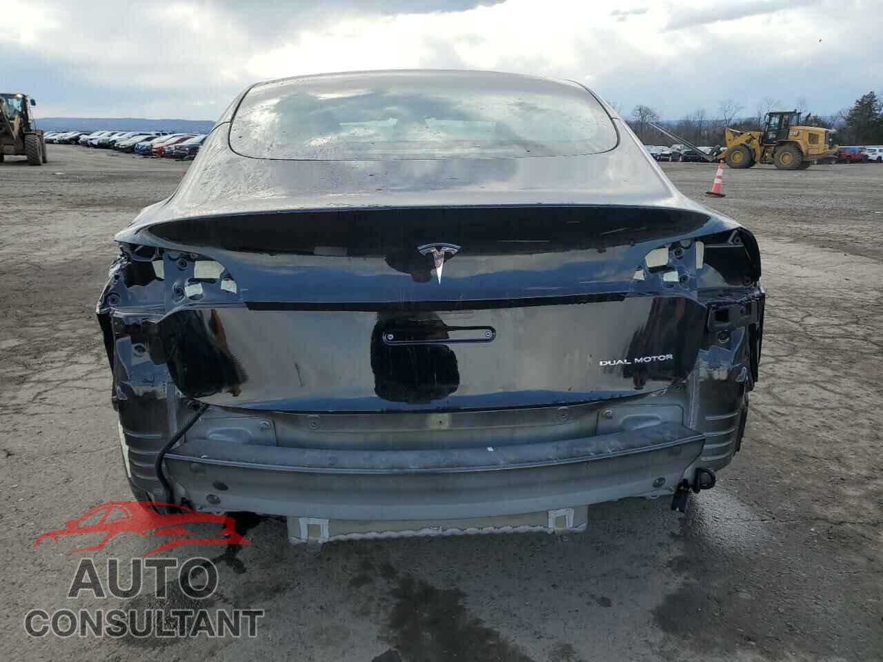 TESLA MODEL 3 2023 - 5YJ3E1EB9PF667689