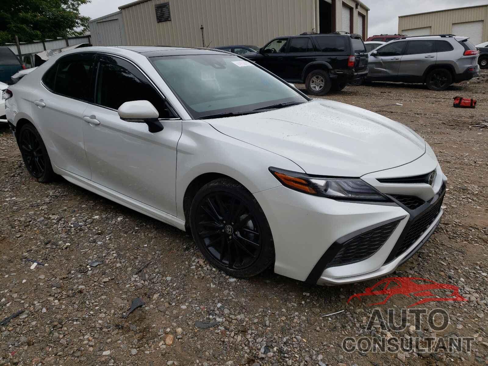 TOYOTA CAMRY 2021 - 4T1K61AK5MU577209