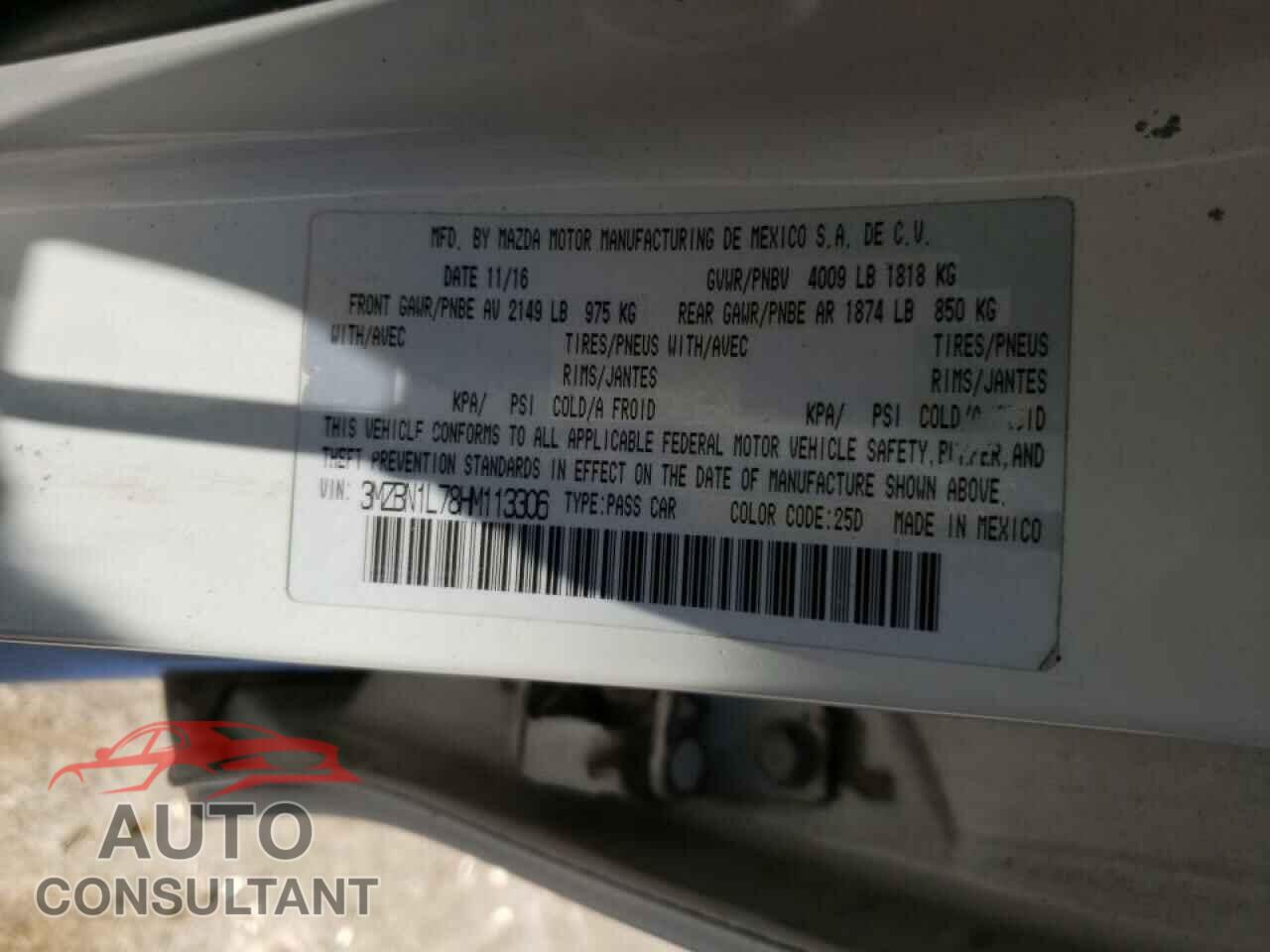 MAZDA 3 2017 - 3MZBN1L78HM113306