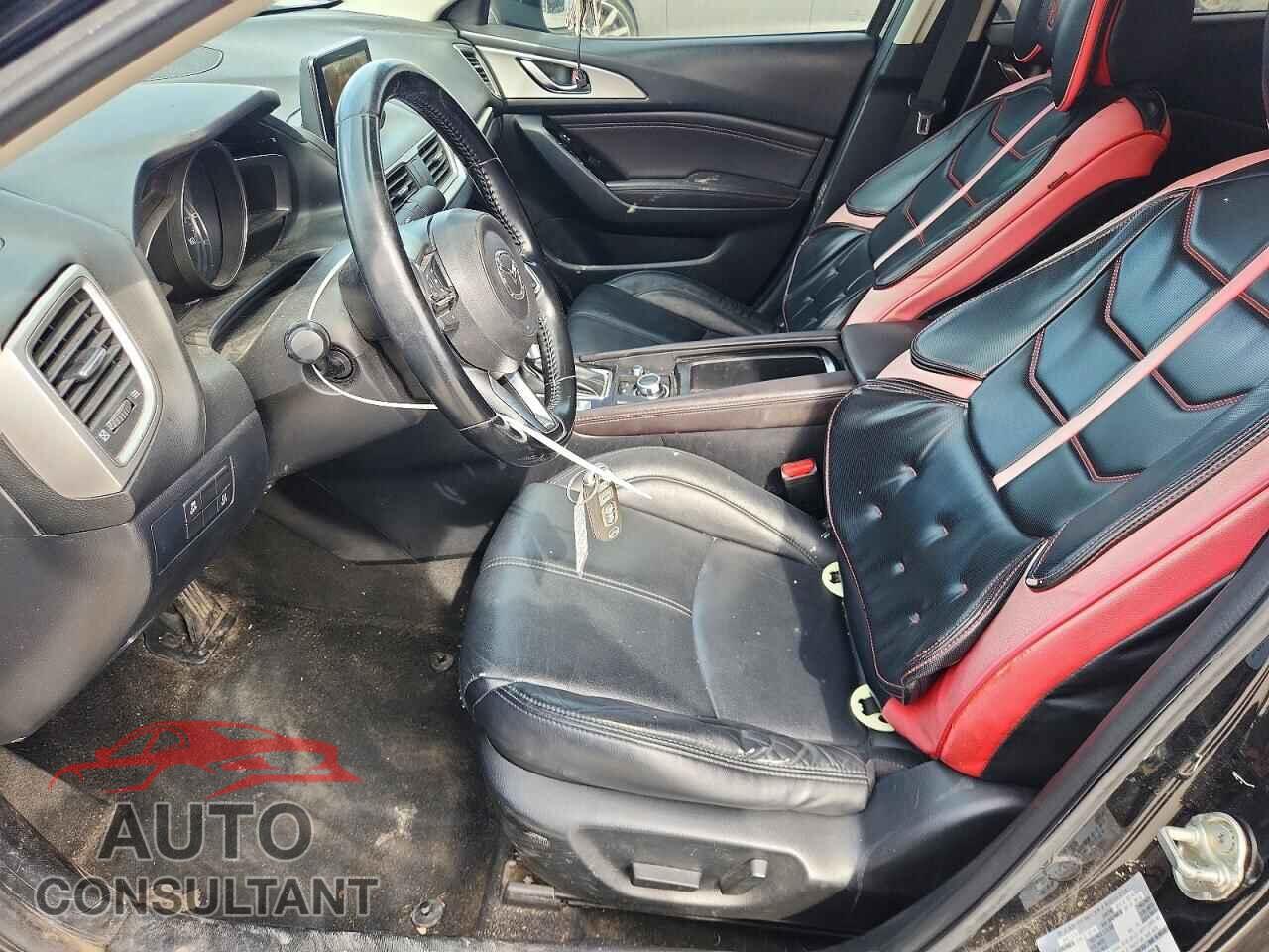 MAZDA 3 2017 - 3MZBN1V79HM112386