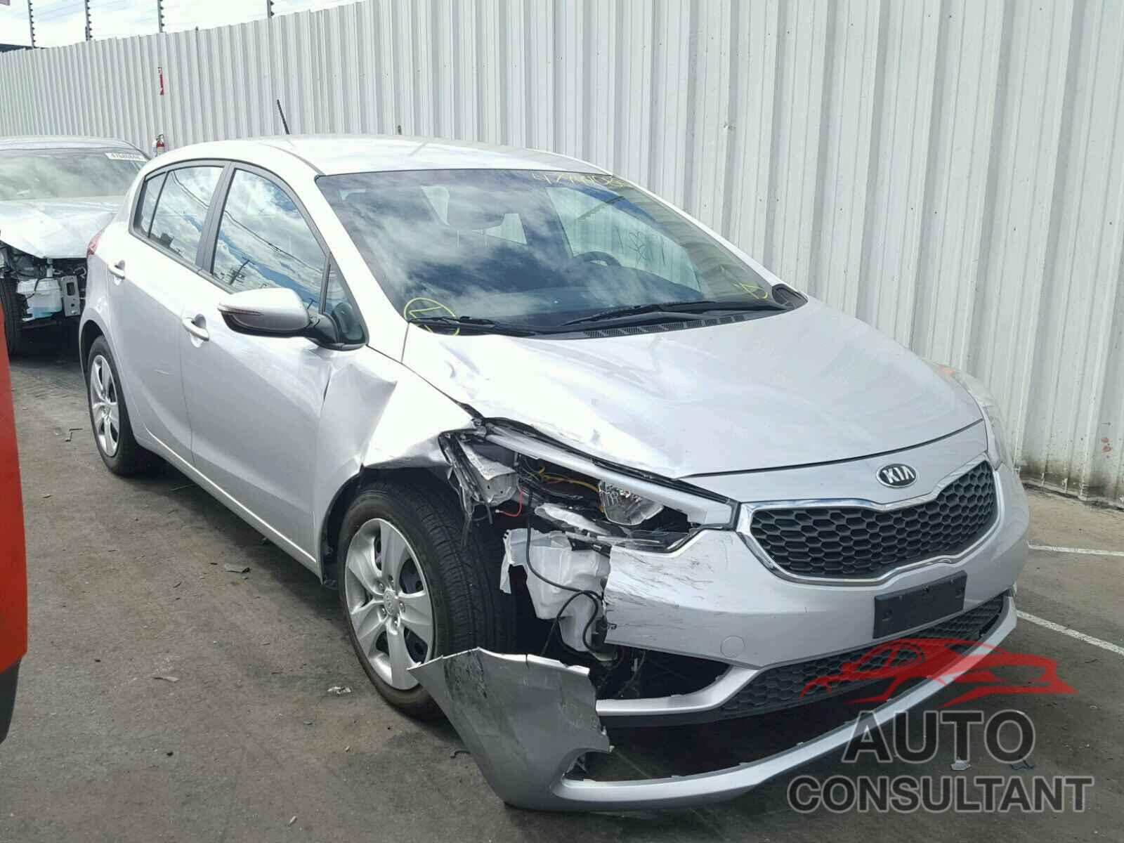 KIA FORTE 2016 - KNAFK5A89G5597570