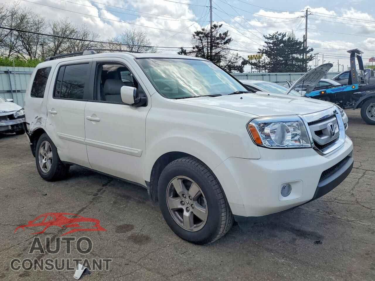 HONDA PILOT 2011 - 5FNYF4H65BB027636