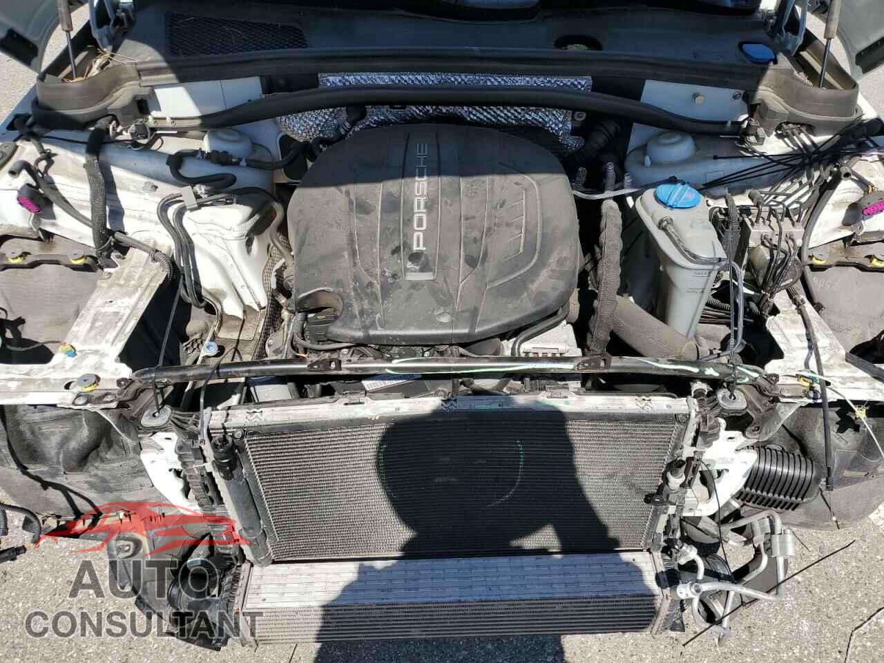 PORSCHE MACAN 2018 - WP1AA2A56JLB15059