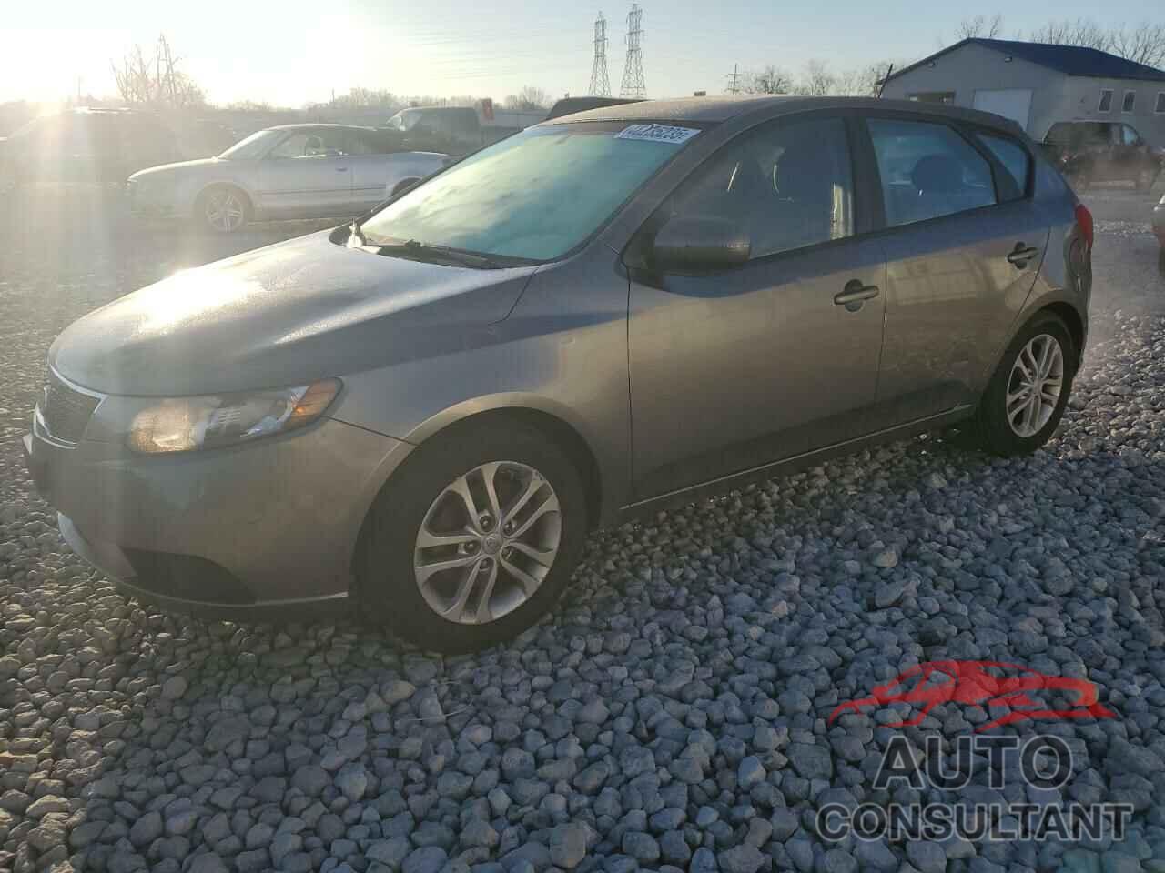 KIA FORTE 2011 - KNAFU5A21B5408778