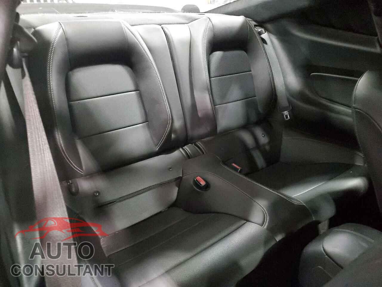 FORD MUSTANG 2017 - 1FA6P8CF7H5272277