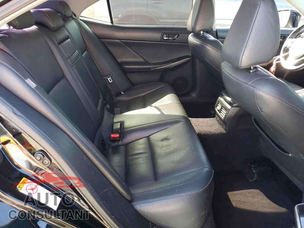 LEXUS IS 2014 - JTHBF1D20E5018550