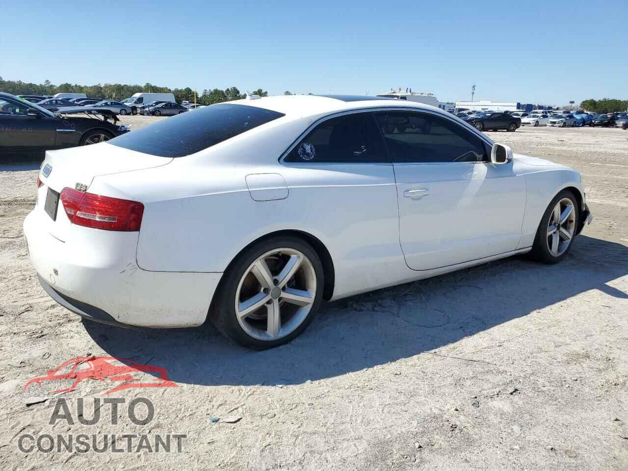AUDI A5 2010 - WAULFAFR1AA040796