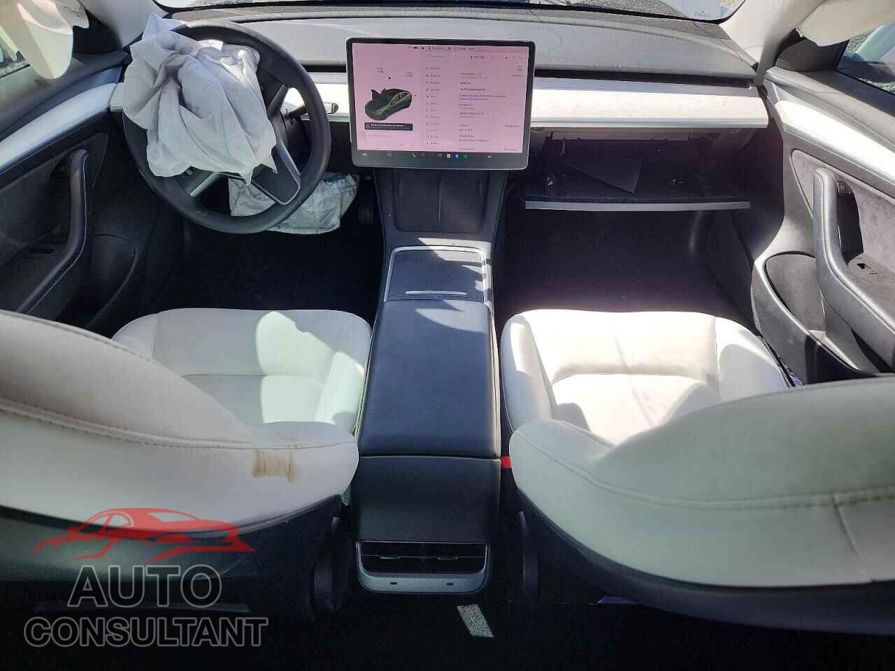 TESLA MODEL 3 2021 - 5YJ3E1EA2MF983003