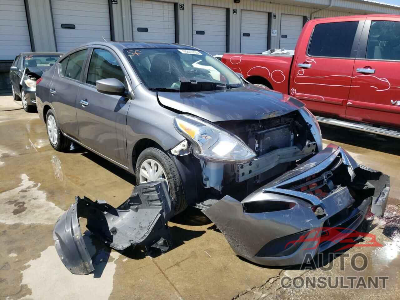 NISSAN VERSA 2018 - 3N1CN7AP1JL881821