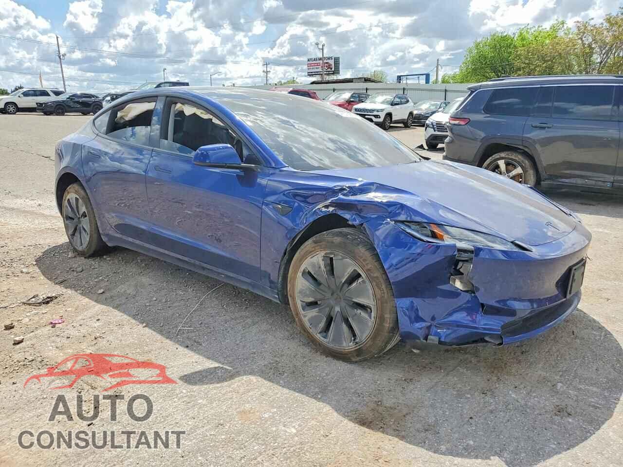 TESLA MODEL 3 2026 - 5YJ3E1EAXTF138592