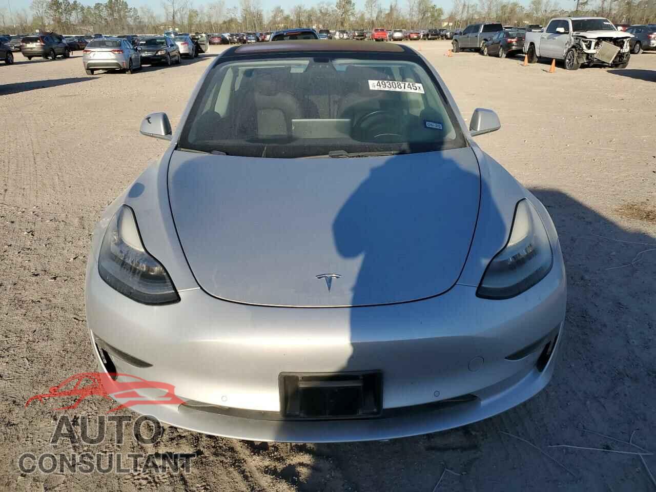 TESLA MODEL 3 2018 - 5YJ3E1EA0JF015302