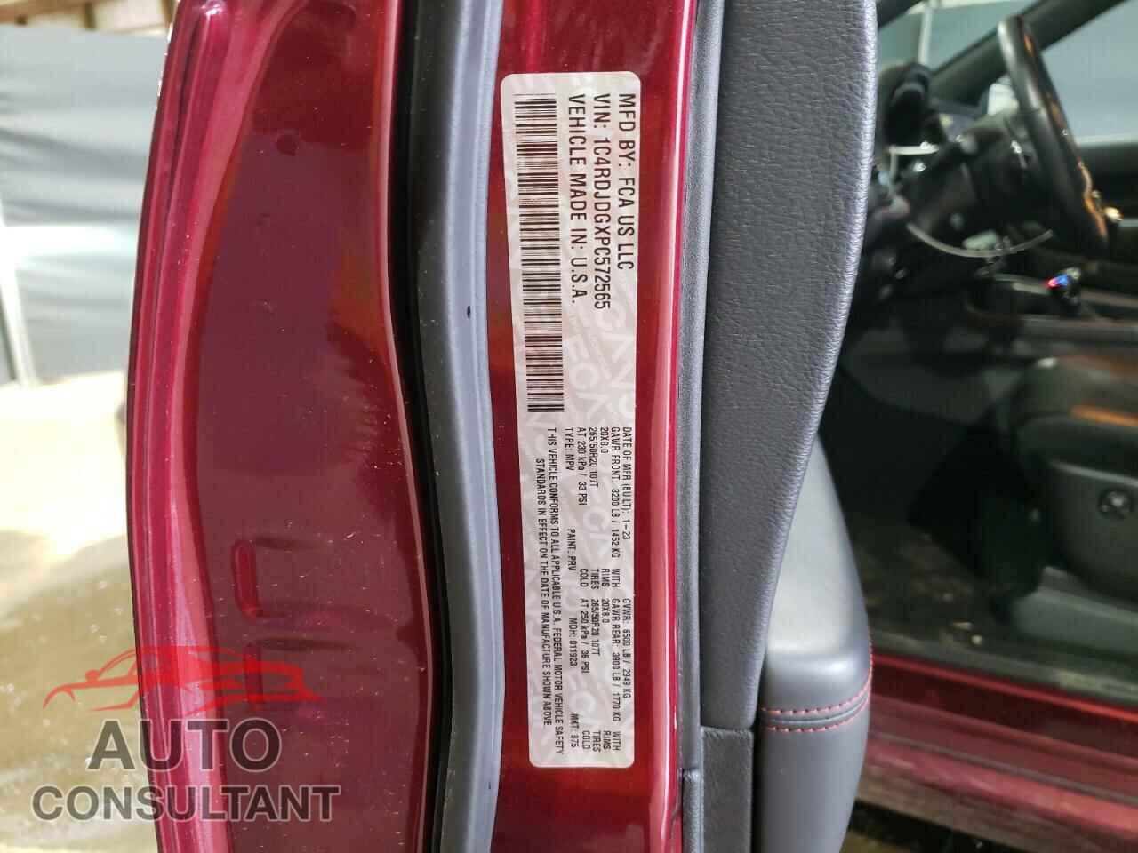 DODGE DURANGO 2023 - 1C4RDJDGXPC572565